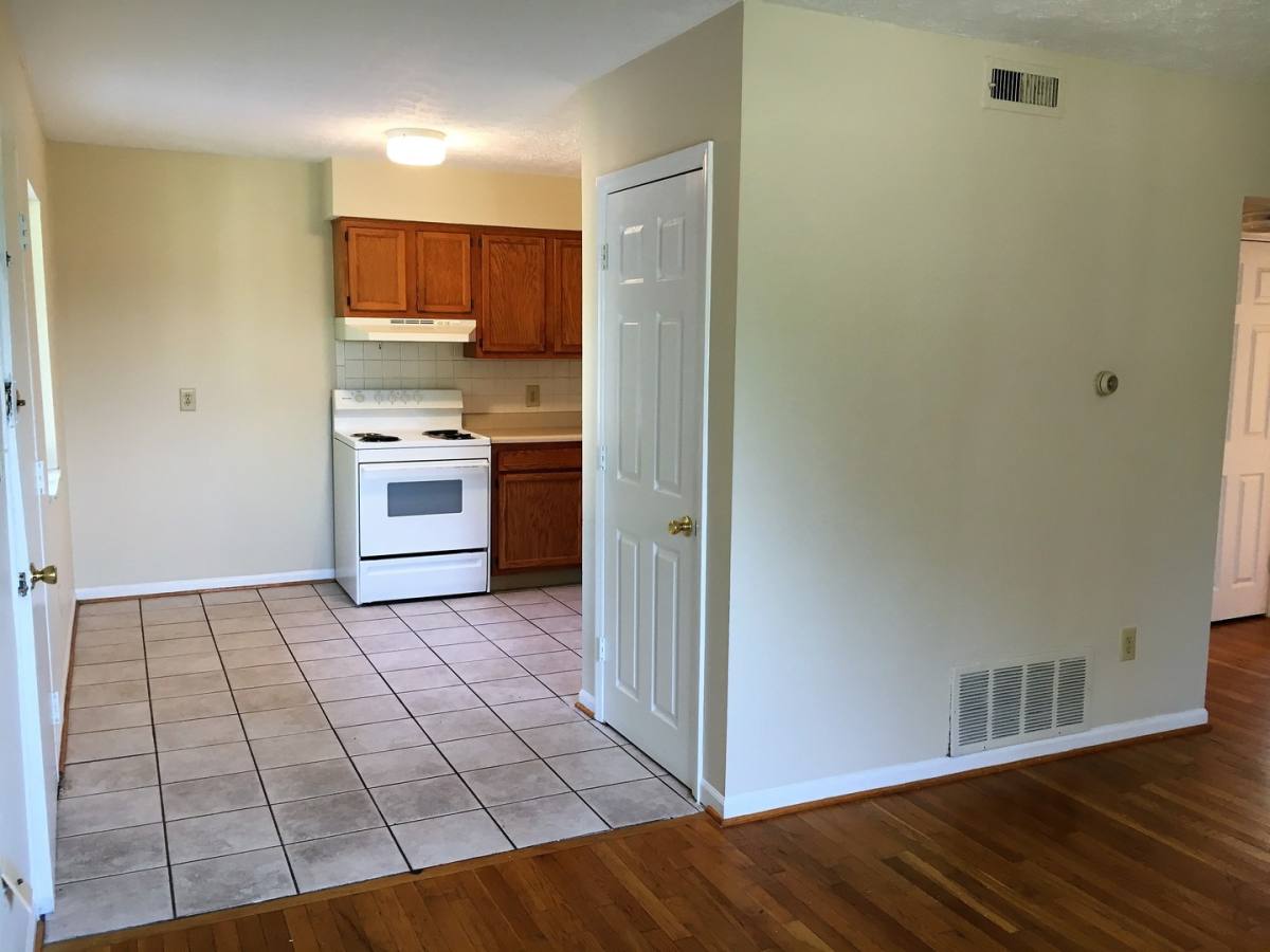 Apartment for rent at 450 E Norwich Ave, Columbus, OH 43201