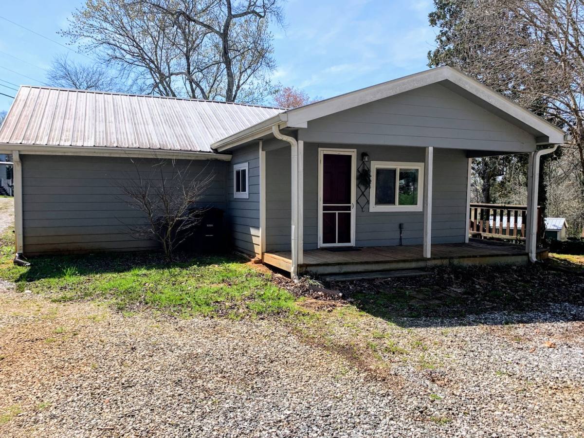 House for rent at 375 Maine St, Demorest, GA 30535