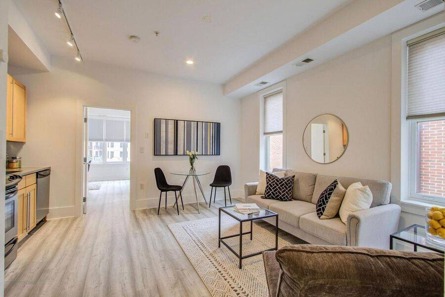 House for rent at 442 M St NW #5, Washington, DC 20001