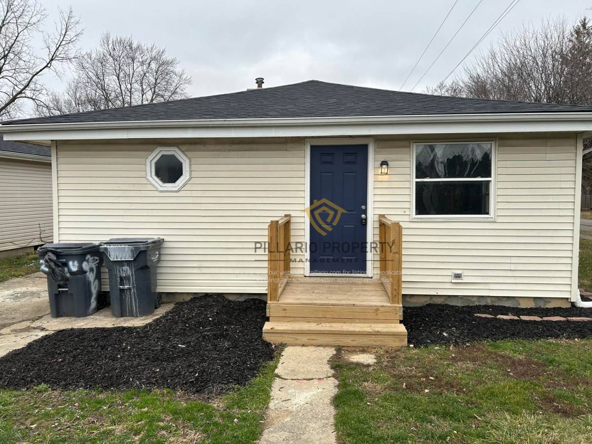House for rent at 2204 W 30th St, Anderson, IN 46016