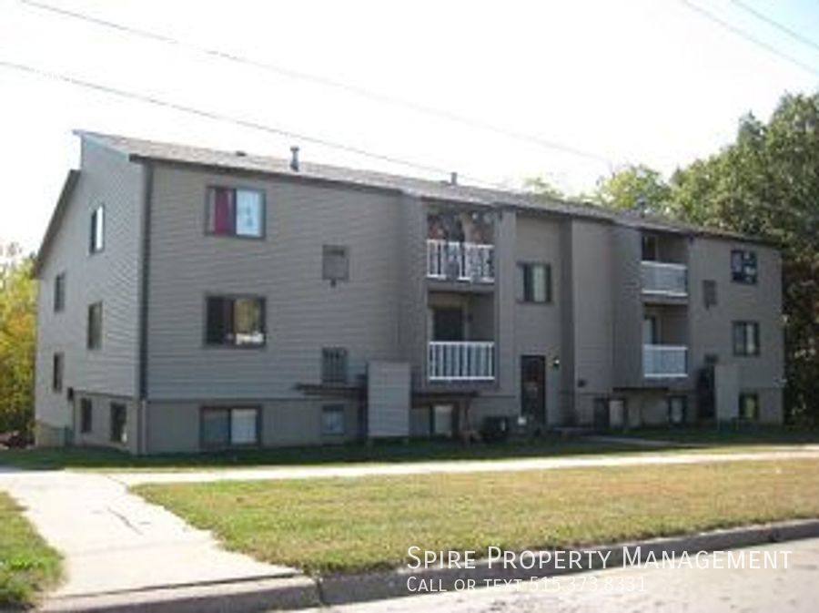 Apartment for rent at 3215 Pioneer Ave SE #10, Cedar Rapids, IA 52403