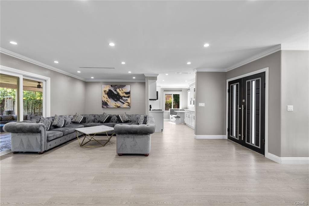 House for rent at 8100 Kelvin Ave, Winnetka, CA 91306