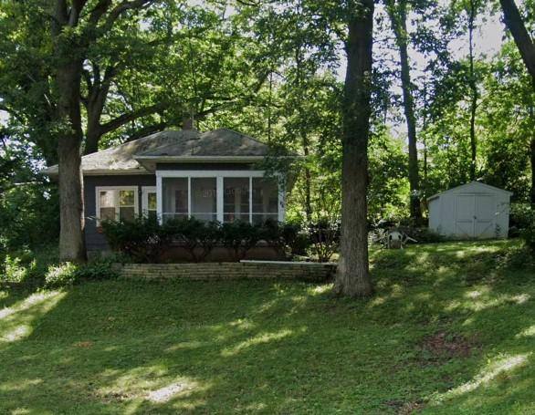 House for rent at 4701 14th St, Rock Island, IL 61201