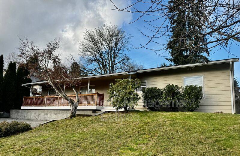 House for rent at 821 205th St SE, Bothell, WA 98012