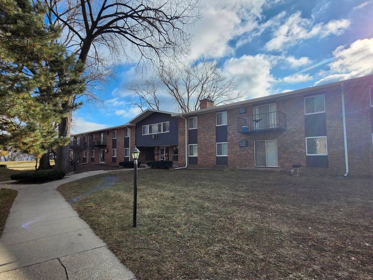 Apartment for rent at 2110 Allen Blvd, Middleton, WI 53562