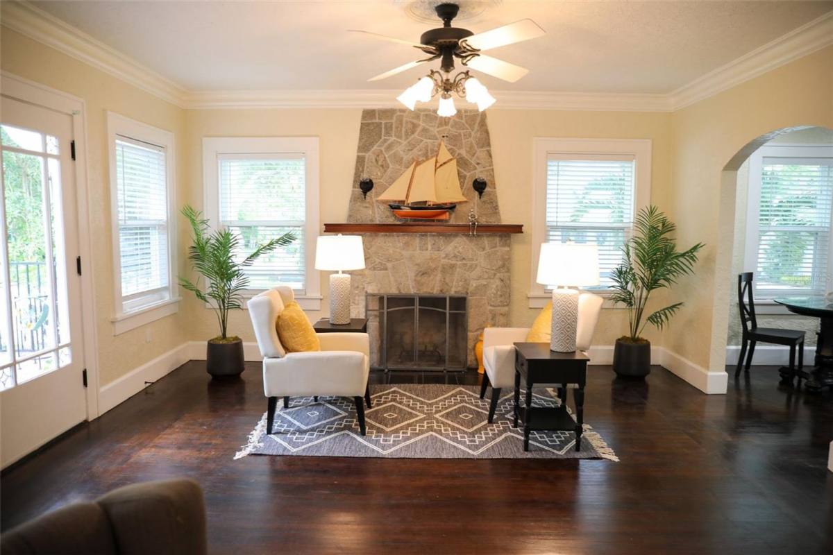 Apartment for rent at 1226 Highland St N, Saint Petersburg, FL 33701