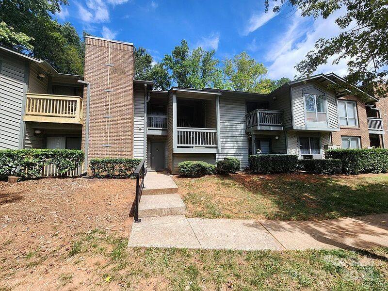 Condo for rent at 5012 Sardis Rd #A, Charlotte, NC 28270