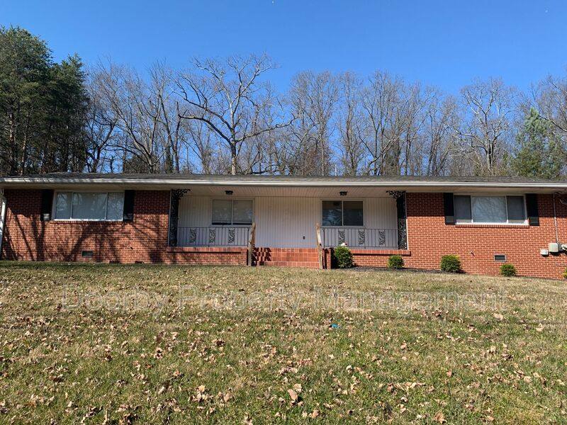 Apartment for rent at 833 Ashland Terrace #B, Chattanooga, TN 37415