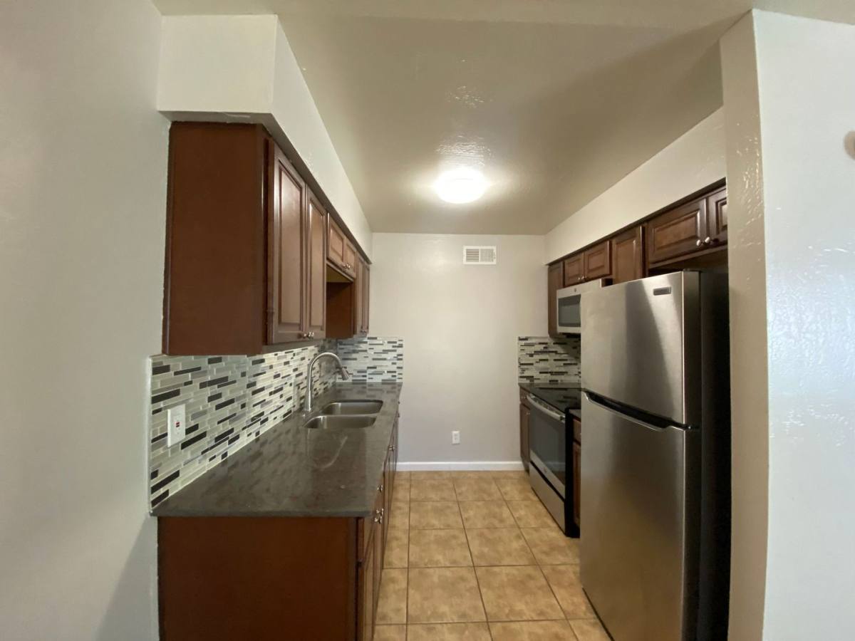 Apartment for rent at 1801 N 50th St, Phoenix, AZ 85008
