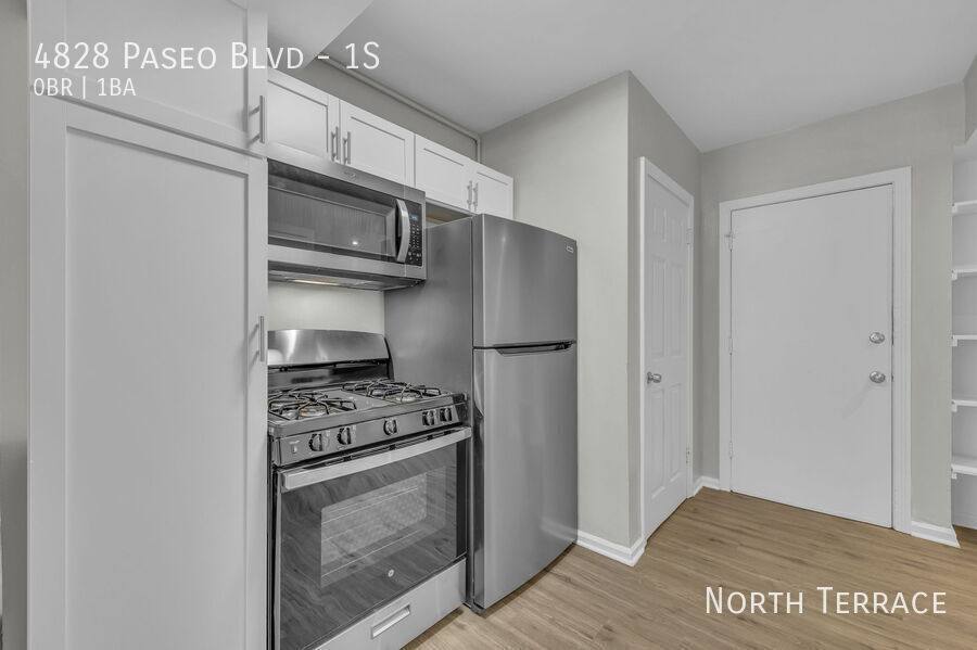 Apartment for rent at 4828 Paseo Blvd #1S, Kansas City, MO 64110