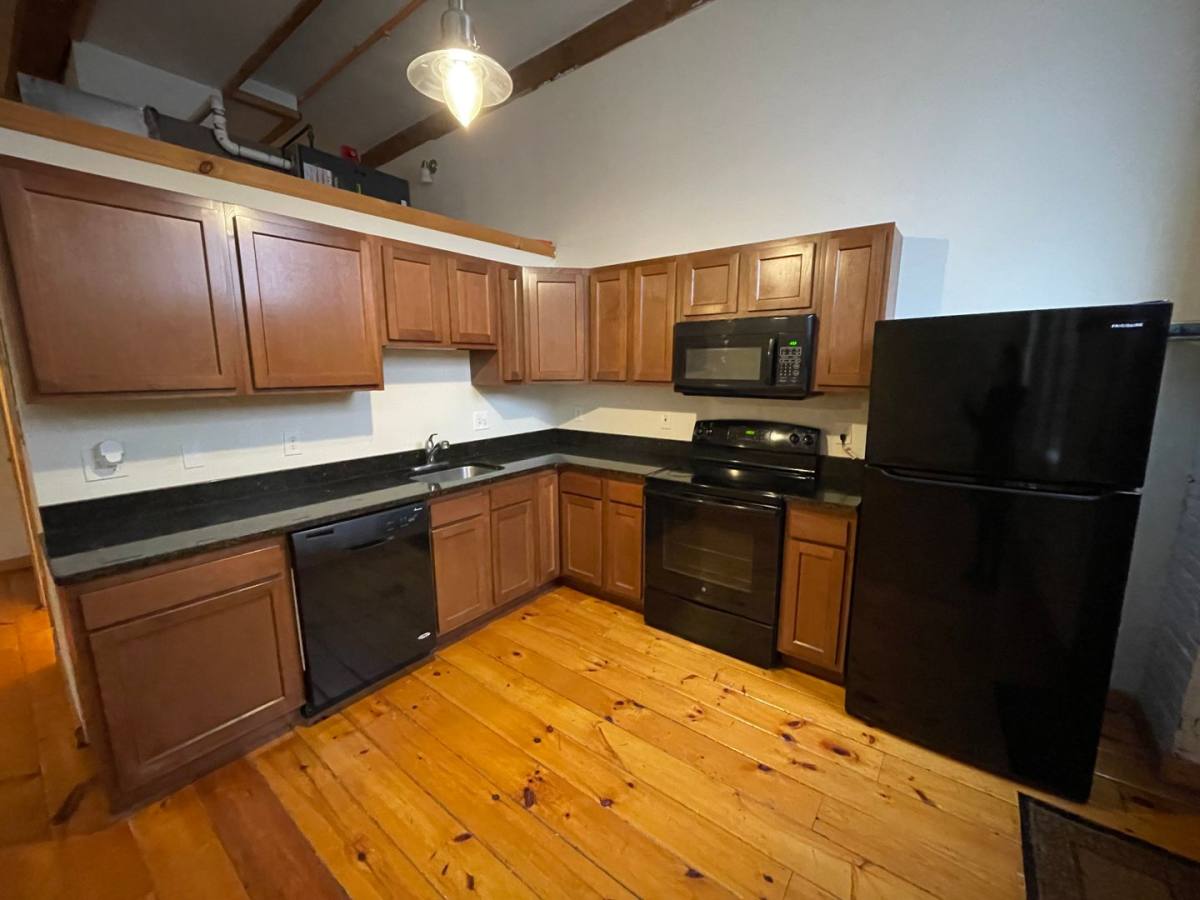 Apartment for rent at 125 Goff Ave, Pawtucket, RI 02860