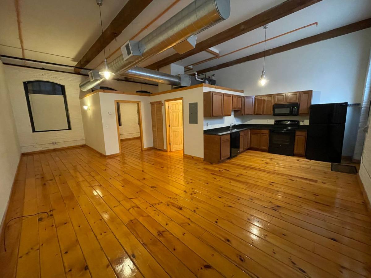 Apartment for rent at 125 Goff Ave, Pawtucket, RI 02860