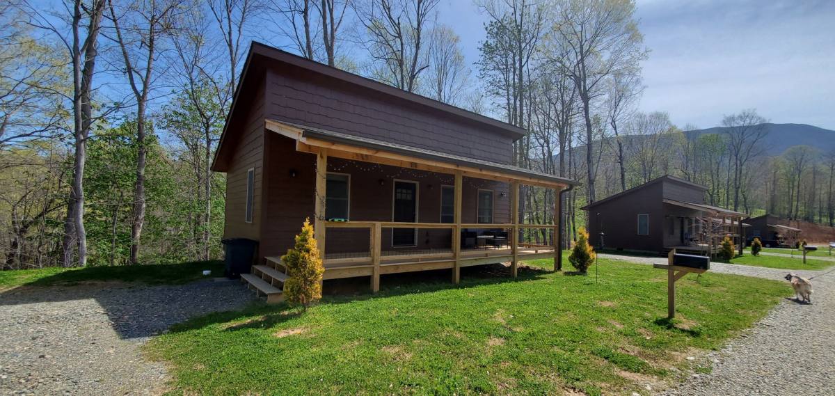 House for rent at 226 Oliver Lane, Trade, TN 37691