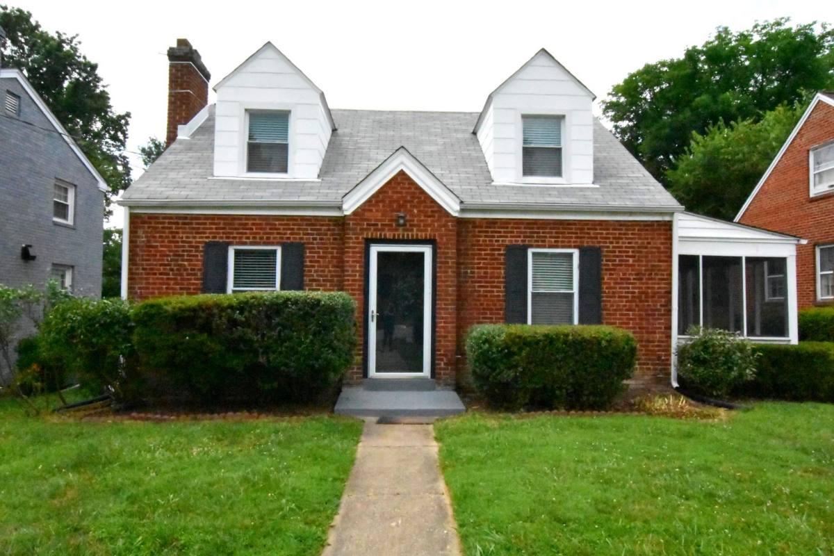 House for rent at 9508 Monroe St, Silver Spring, MD 20910