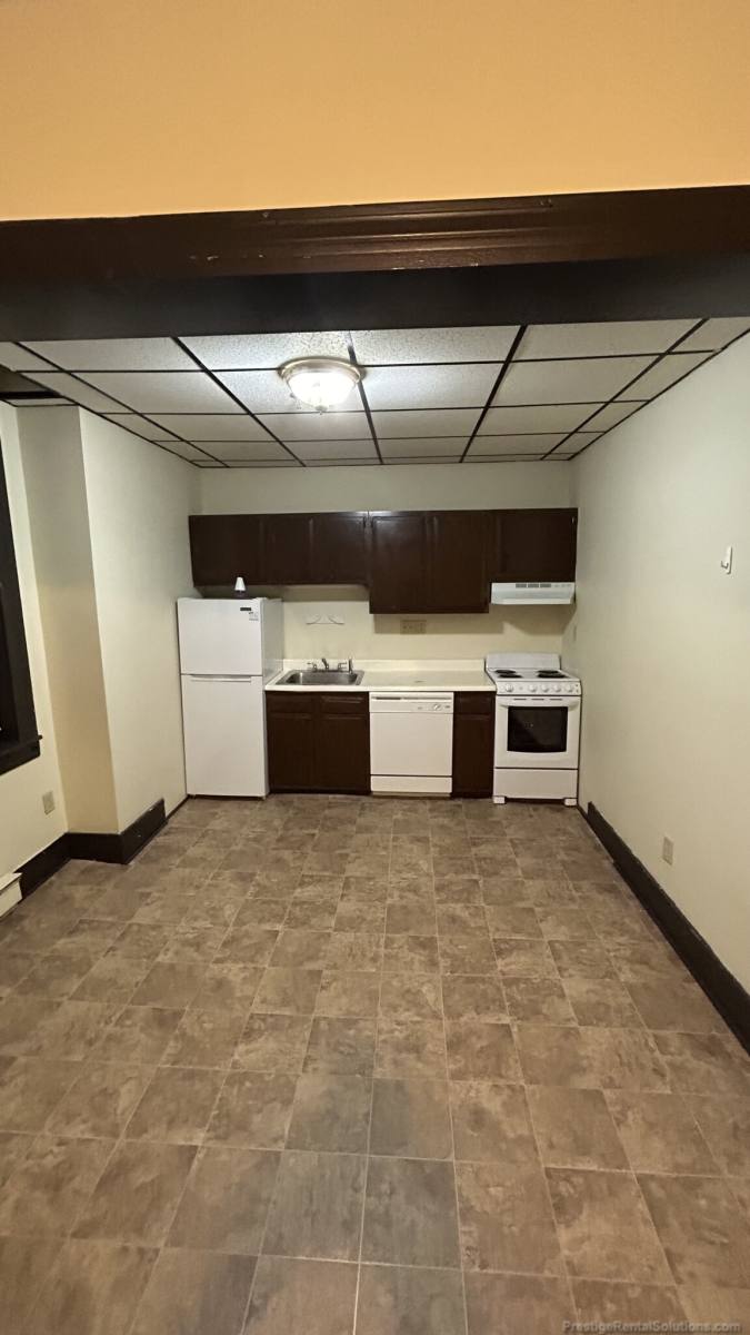 Apartment for rent at 149 Main St #5, Marlborough, MA 01752
