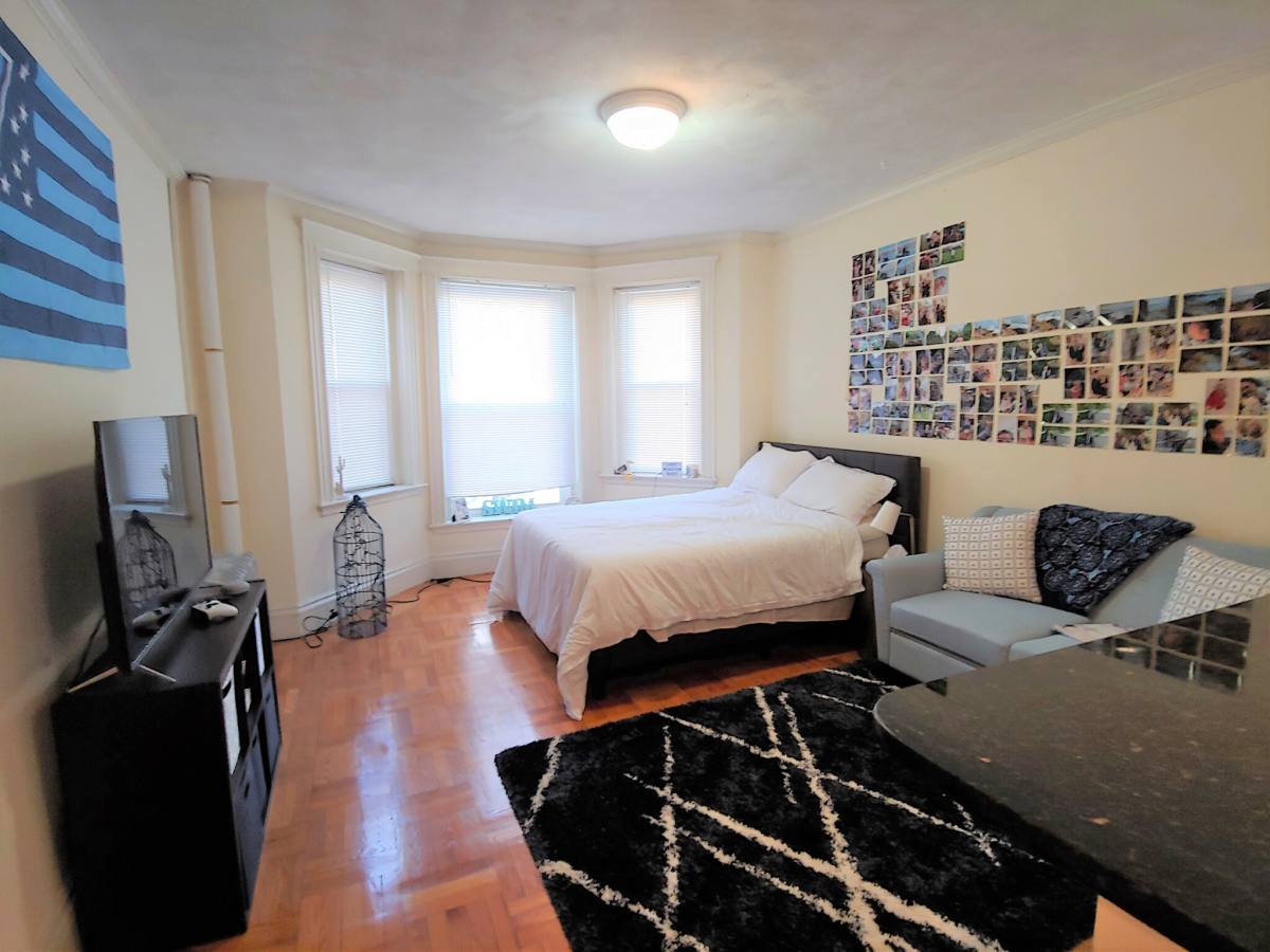 Apartment for rent at 36 Queensberry St #10, Lonsdale, MN 55046