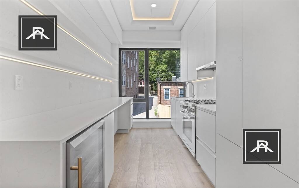 Apartment for rent at 1576 Beacon St #PH1, Brookline, MA 02446
