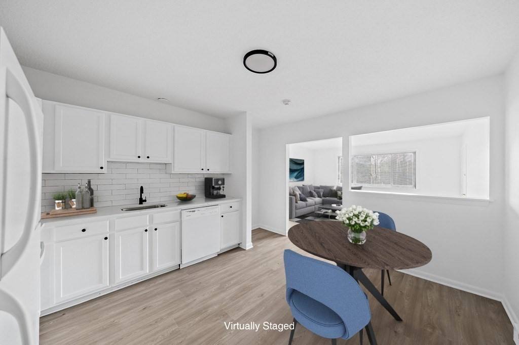 Apartment for rent at 18 Pierce #6, Foxboro, MA 02035