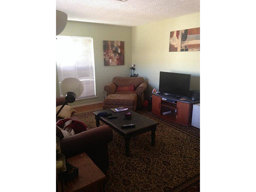House for rent at 3504 Boettcher Dr, Huntsville, TX 77340