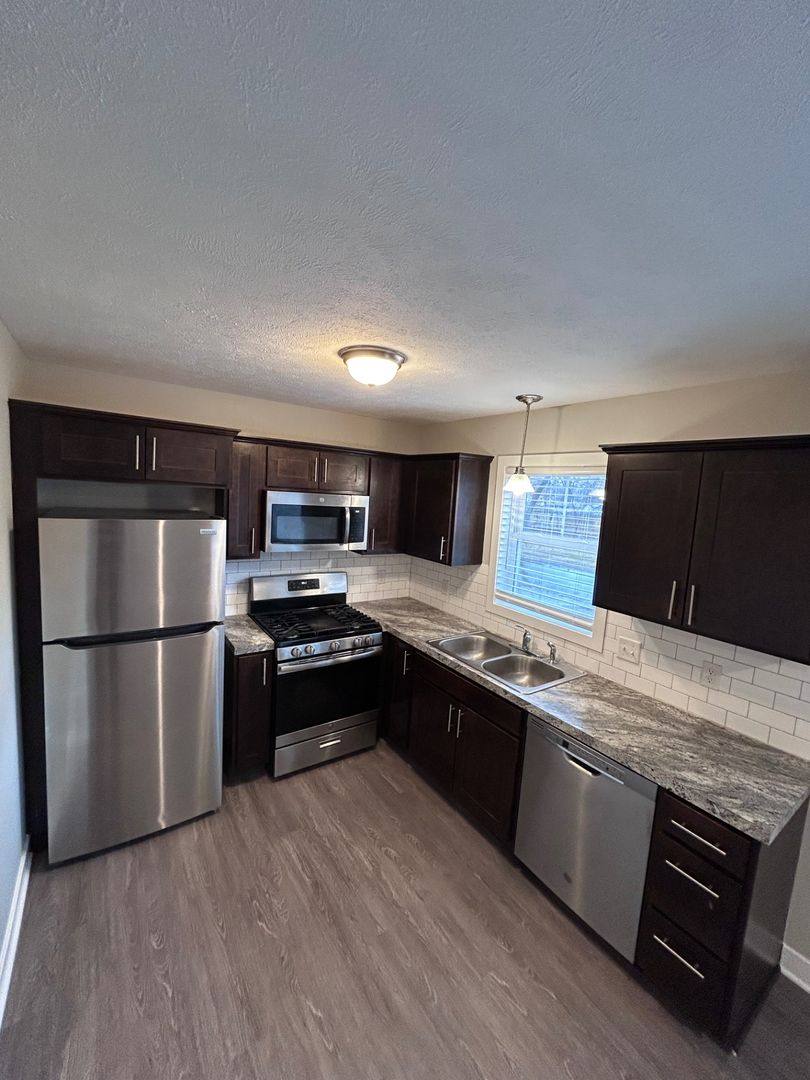 Apartment for rent at 3277 Woodward Ave SW, Wyoming, MI 49509