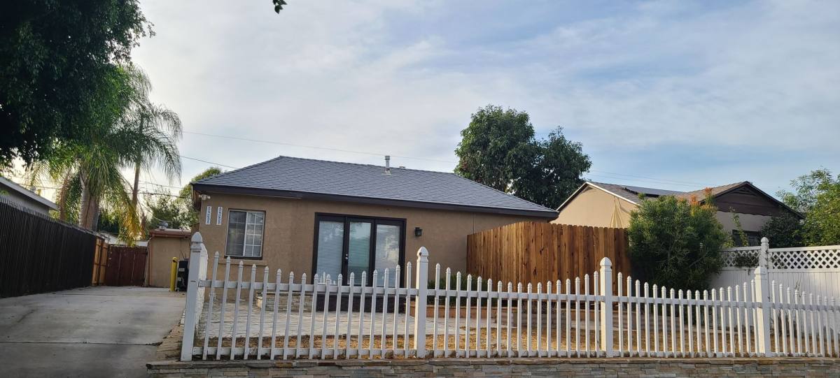 5423B Willowcrest Ave, North Hollywood, CA 91601