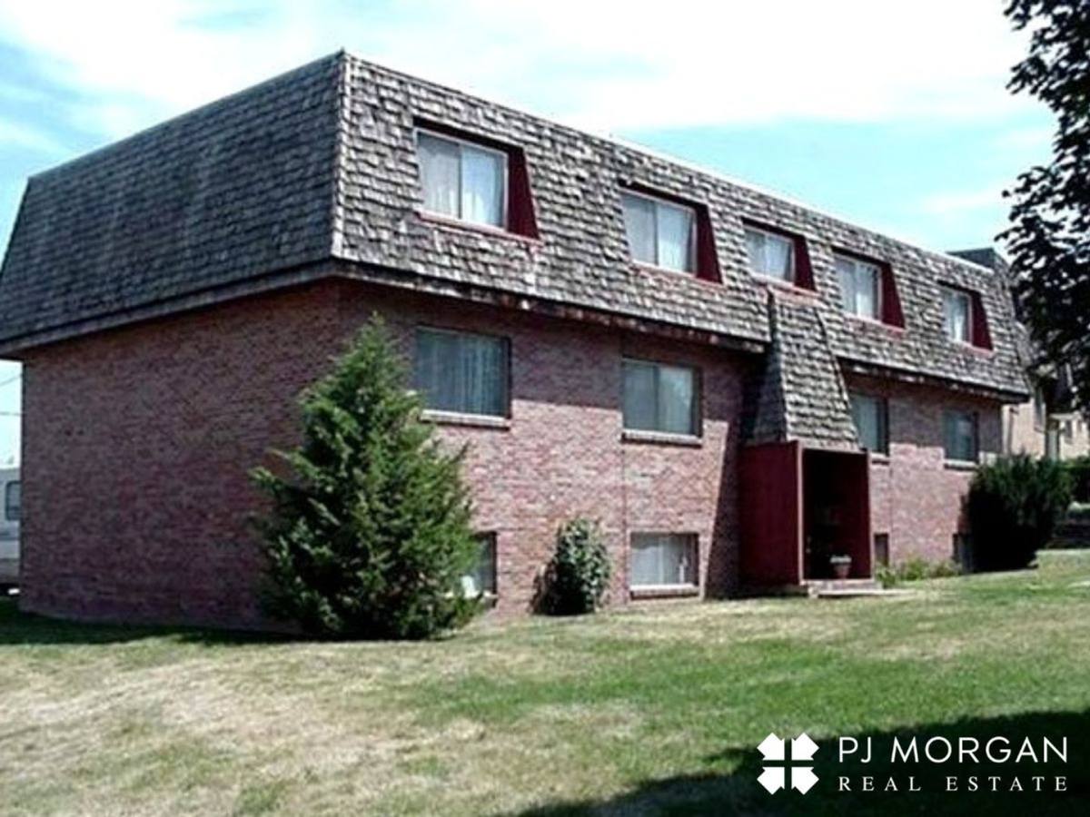Apartment for rent at 2607-2615 N 93rd St, Omaha, NE 68134
