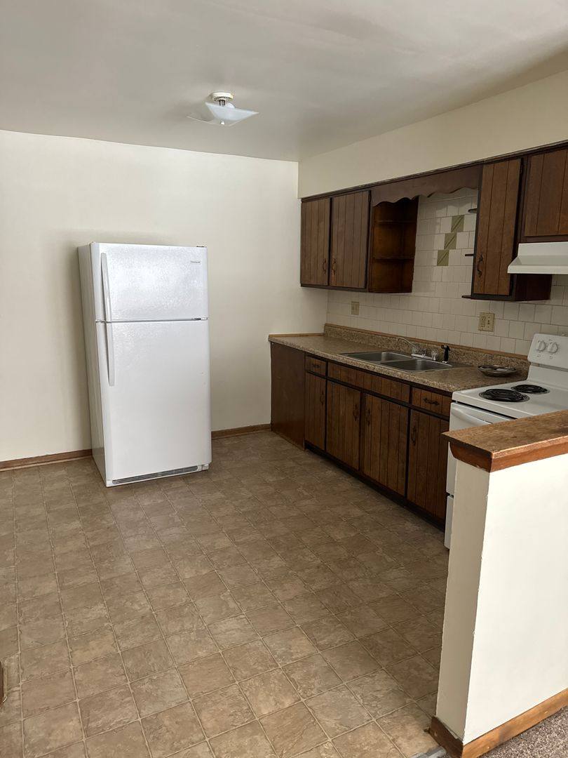 Apartment for rent at 298 Highline, Belvidere, IL 61008