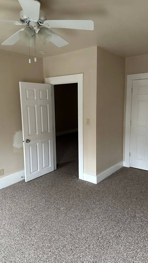 Apartment for rent at 109 E Main St, Aledo, IL 61231