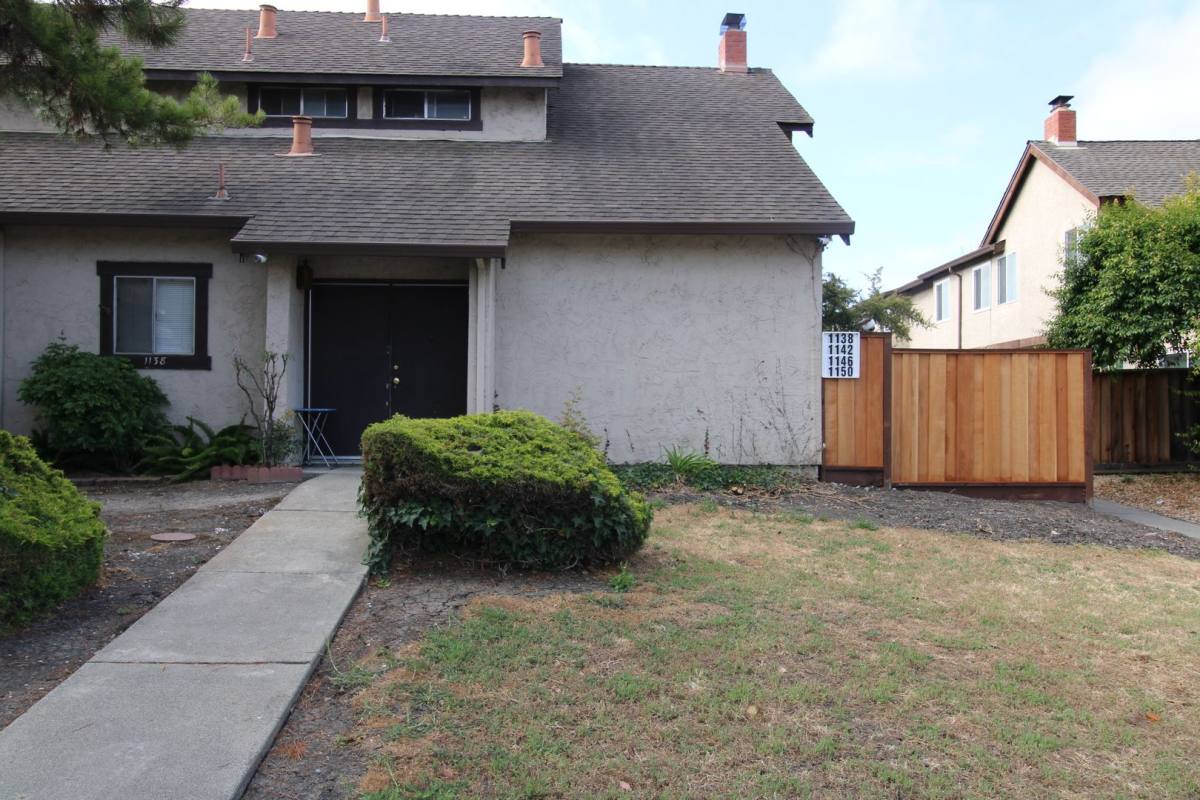 Townhouse for rent at 1142 Calle Oriente, Milpitas, CA 95035