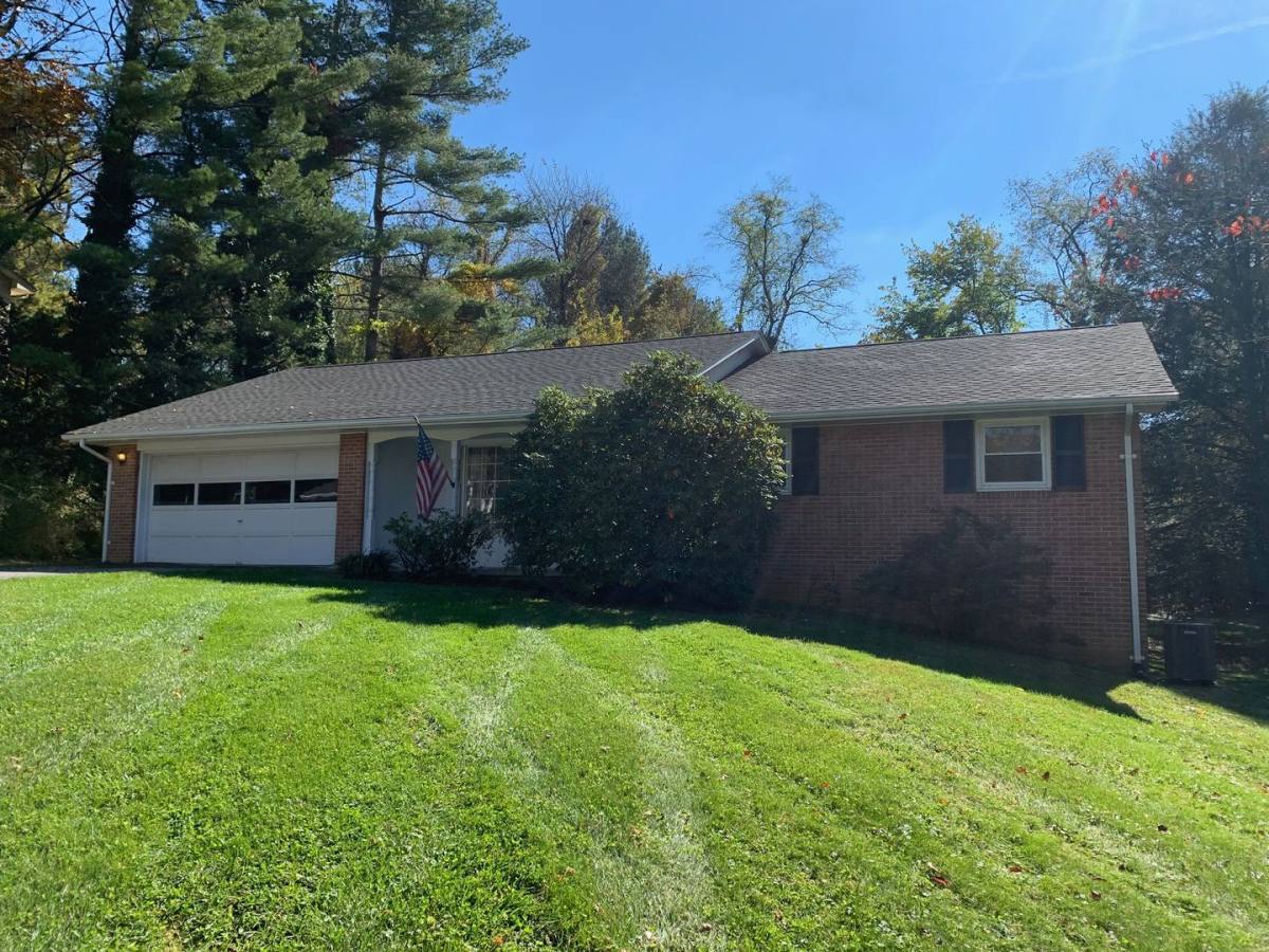 House for rent at 807 Broce Dr, Blacksburg, VA 24060