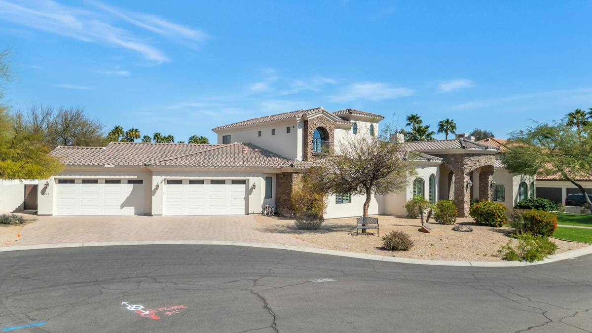 House for rent at 3324 E Suncrest Court, Phoenix, AZ 85044