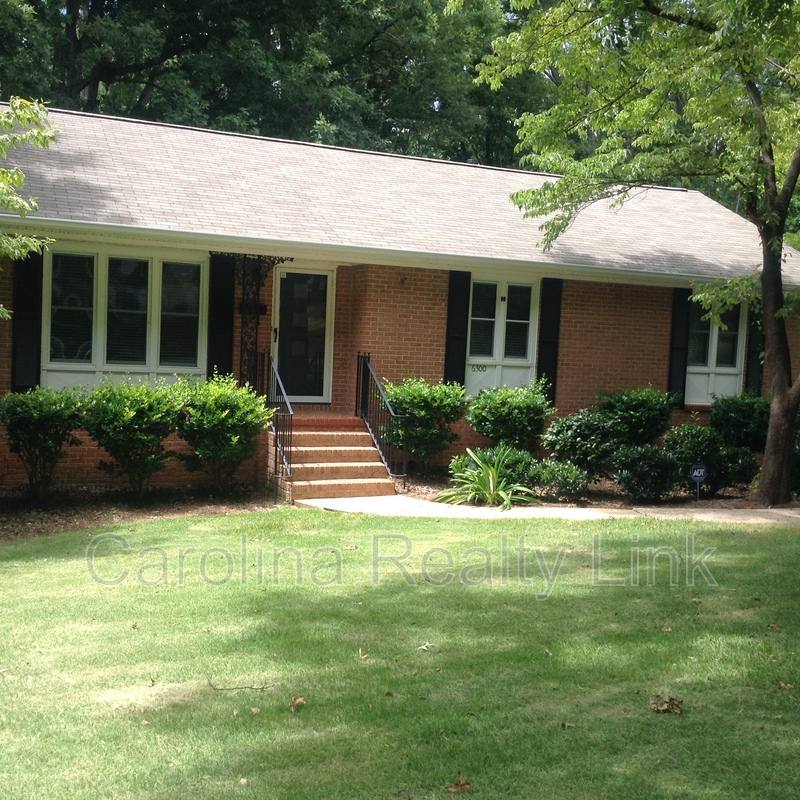 House for rent at 6300 Candlewood Dr, Charlotte, NC 28210