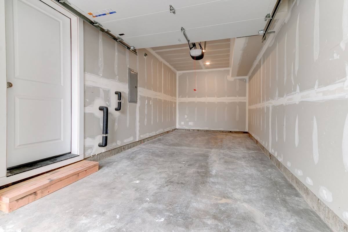 Townhouse for rent at 21287 SW Ortiz Lane, Beaverton, OR 97003