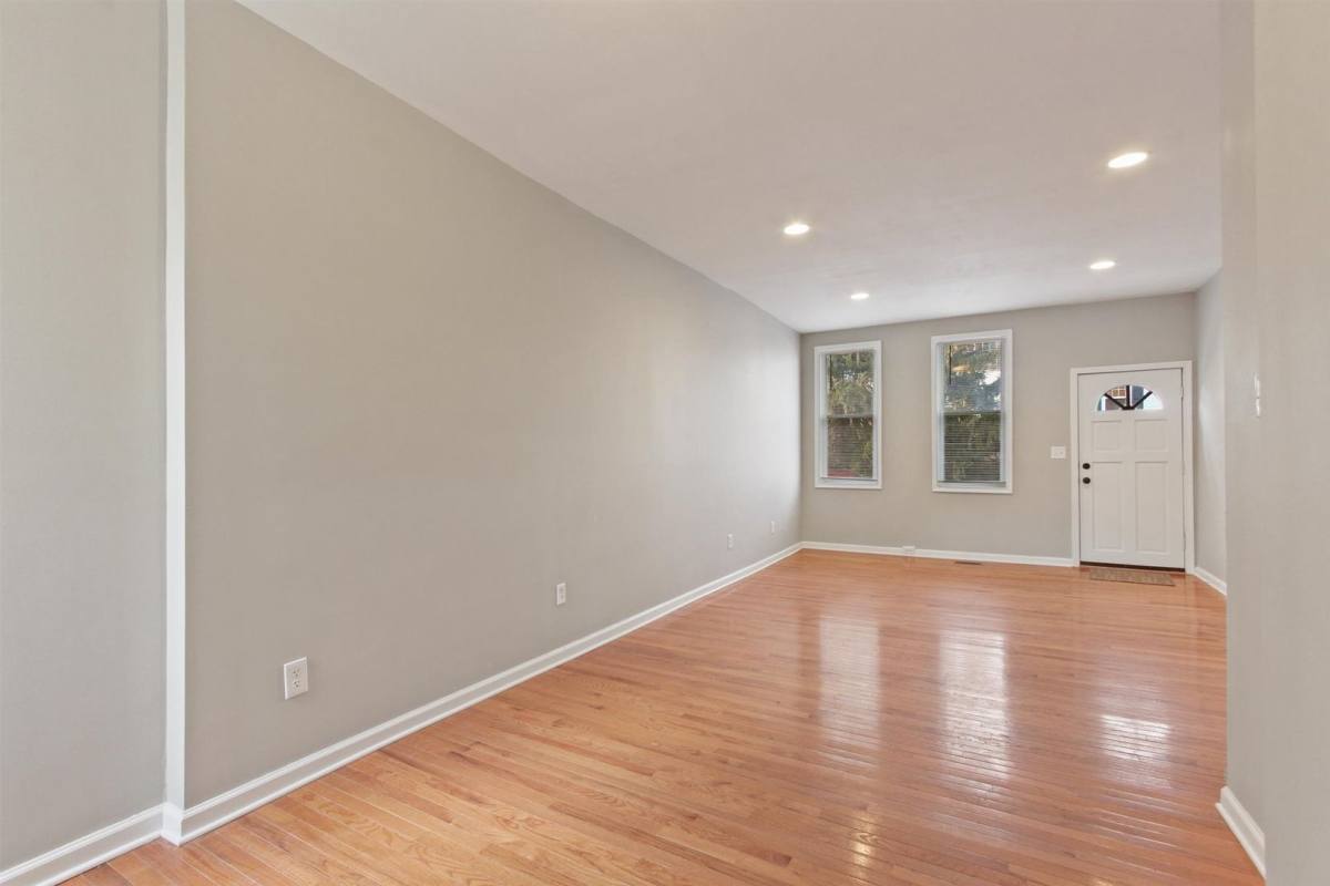 House for rent at 925 N Pine St, York, PA 17404