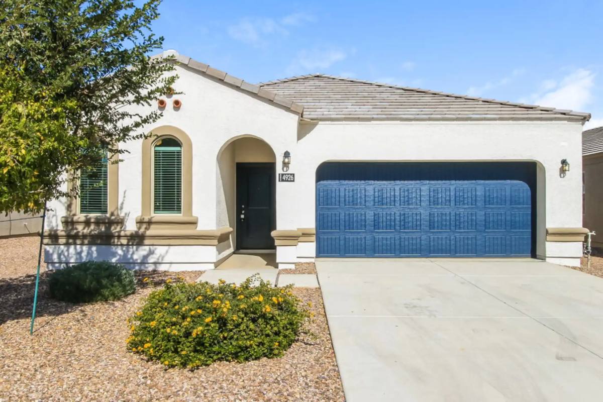 House for rent at 4926 E Living Stone Way, San Tan Valley, AZ 85143