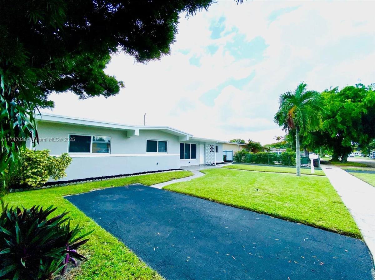 House for rent at 5595 W 13th Ave, Hialeah, FL 33012