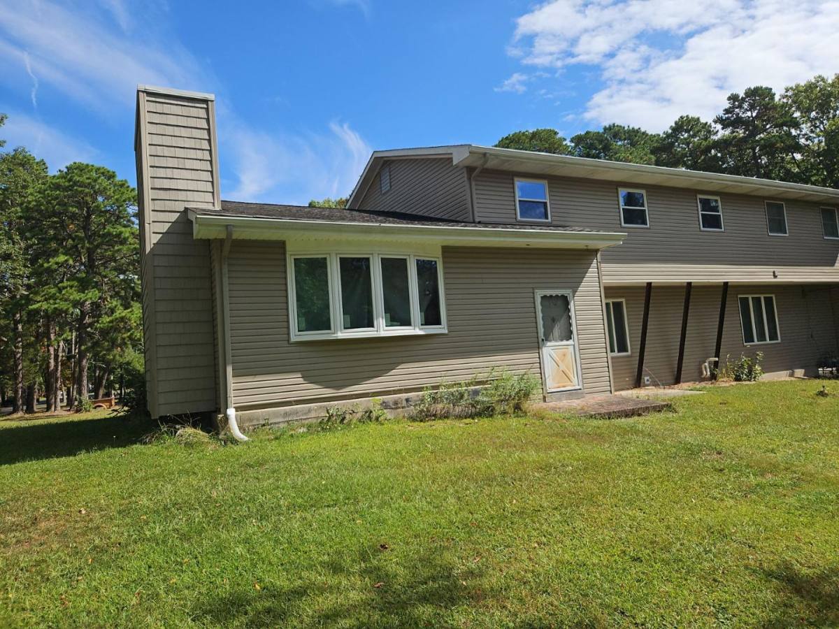 House for rent at 345 E Ridgewood Ave, Absecon, NJ 08205