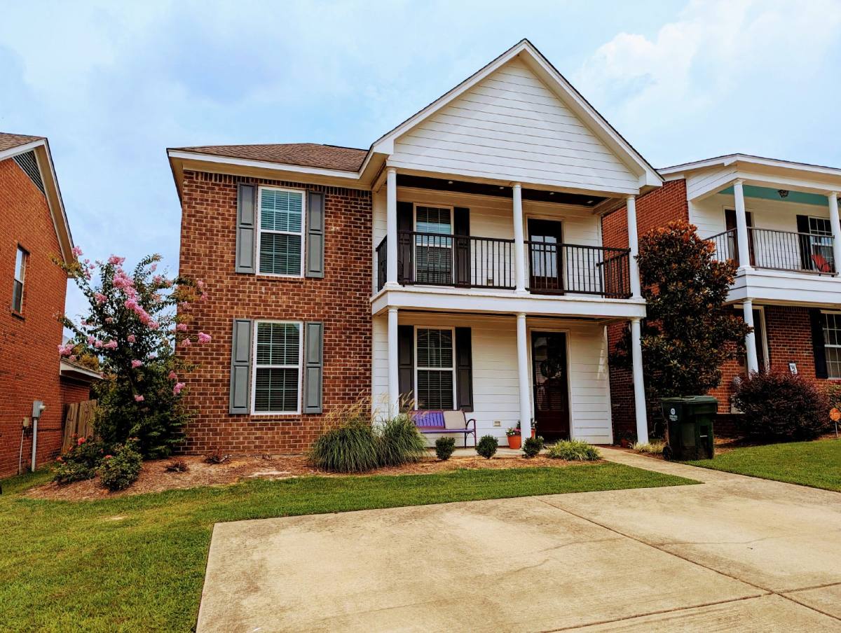 Townhouse for rent at 748 Southpointe Commons Loop, Oxford, MS 38655