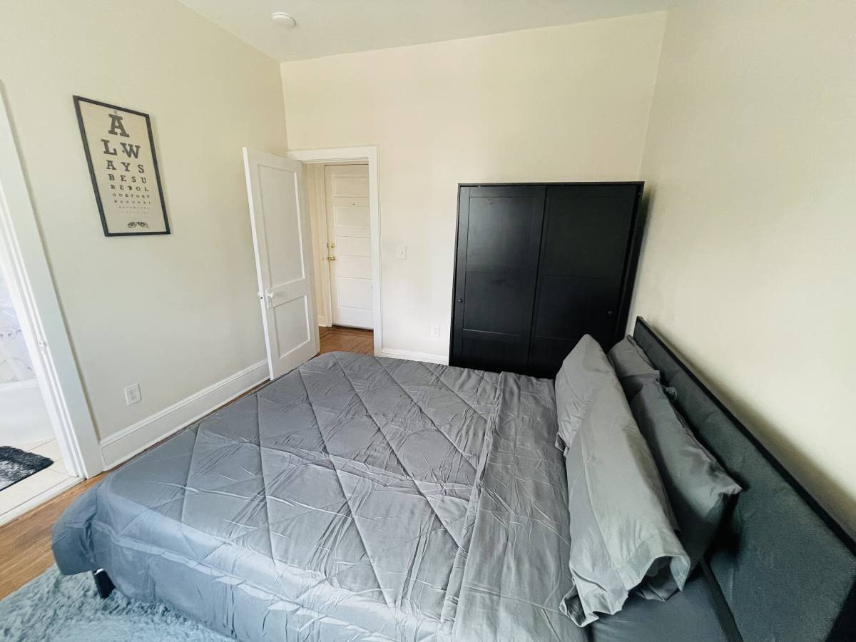 Apartment for rent at 7845 Montgomery Ave #3, Elkins Park, PA 19027