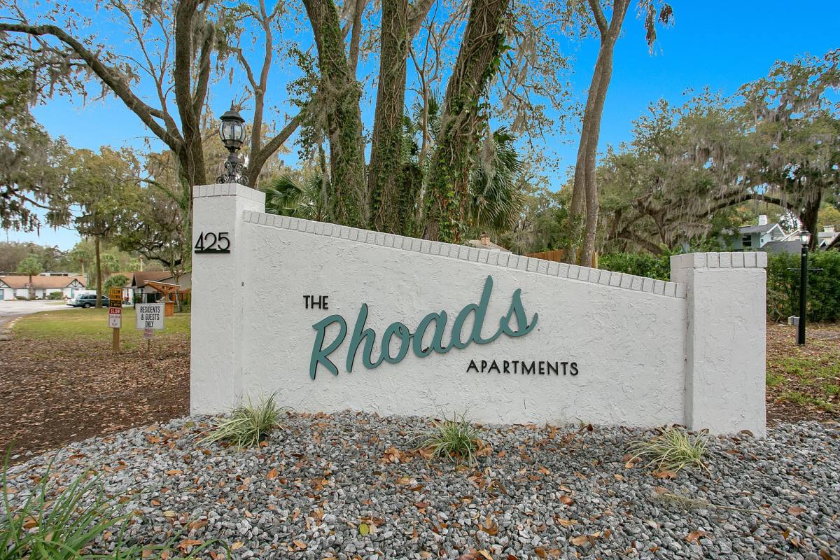 Apartment for rent at 425 S 9th St, Leesburg, FL 34748