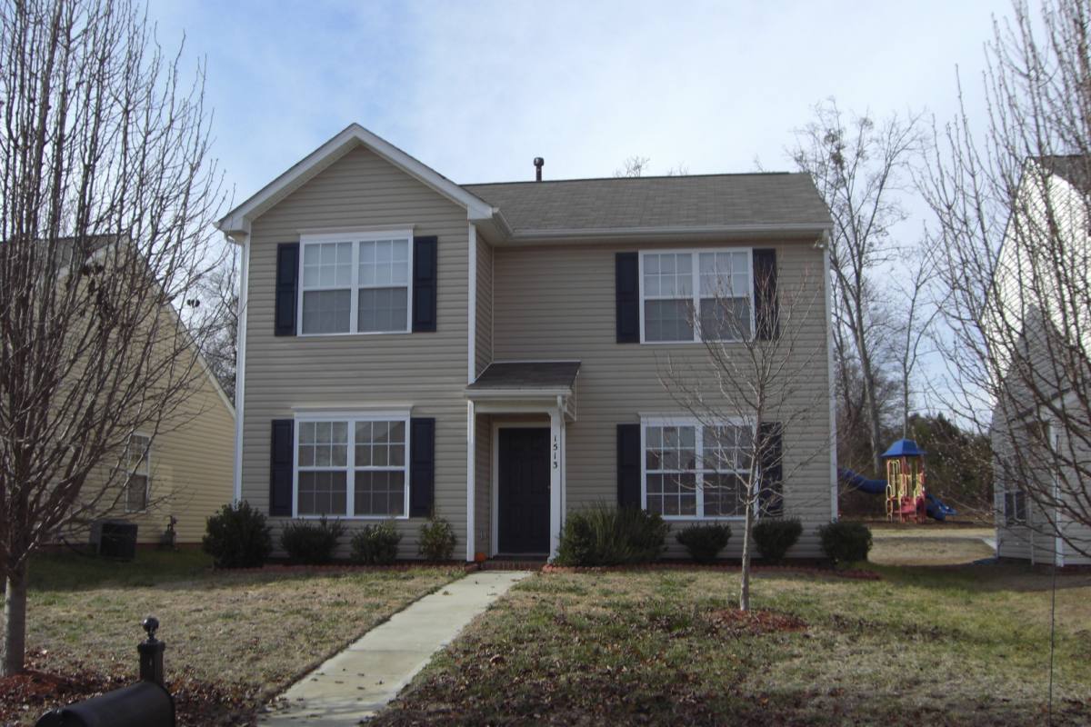 House for rent at 1513 Tuckers Glen Dr, Rock Hill, SC 29732