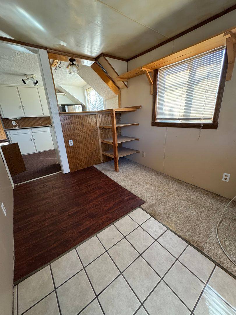 Apartment for rent at 304 Caroline St, Essexville, MI 48732