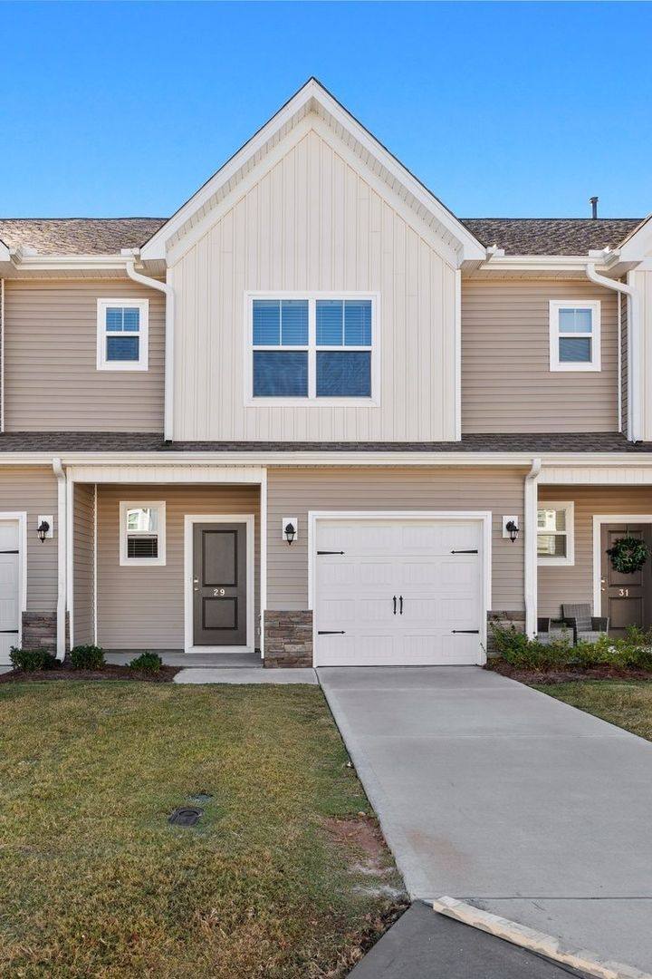 Townhouse for rent at 29 Apricot Lane, Duncan, SC 29334