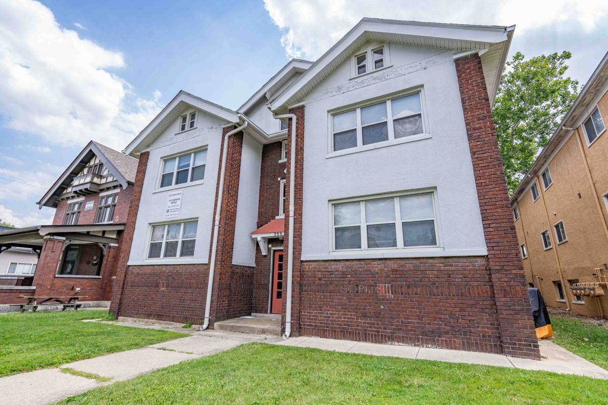 Apartment for rent at 299 E 15th Ave, Columbus, OH 43201