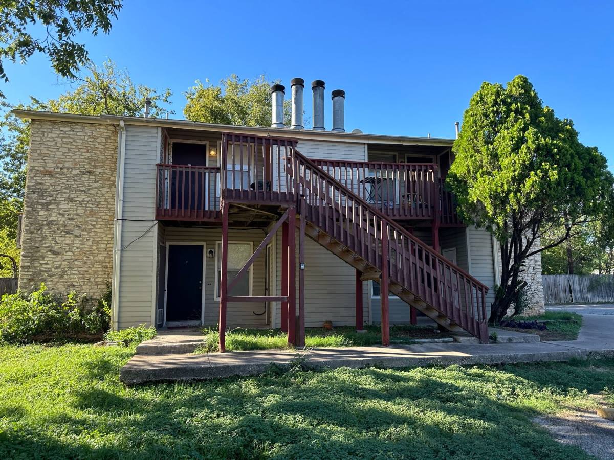 Condo for rent at 903 Taulbee Lane #D, Austin, TX 78757