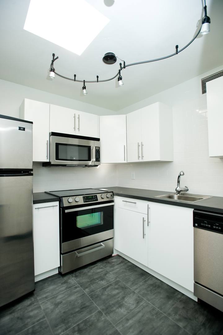 Apartment for rent at 358 Duke Rd, Lexington, KY 40502