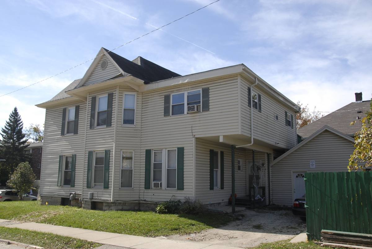 Apartment for rent at 327 E 2nd St, Bloomington, IN 47401
