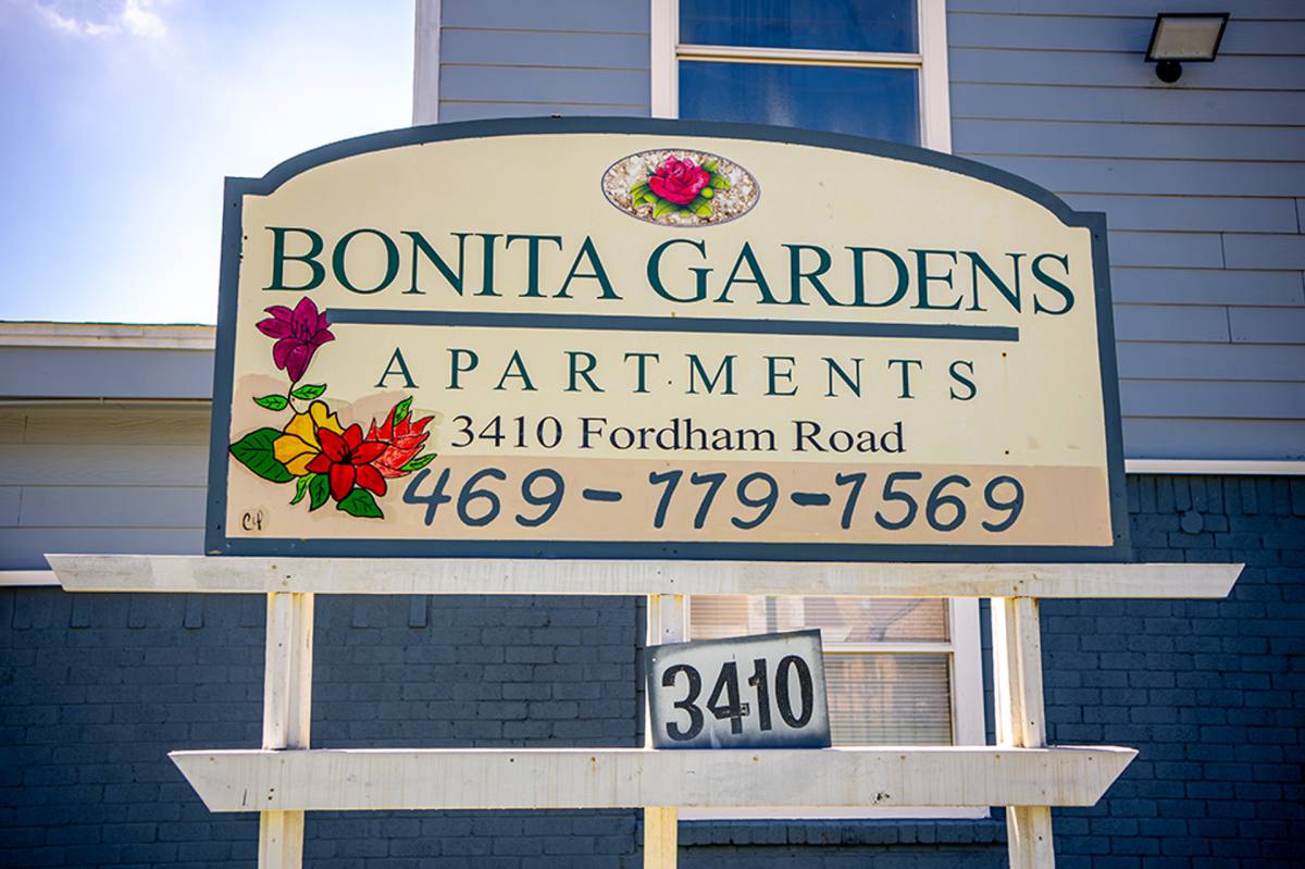 Apartment for rent at 3410 Fordham Rd, Dallas, TX 75216