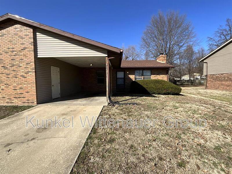 Apartment for rent at 2315 Richland Prairie, Belleville, IL 62221