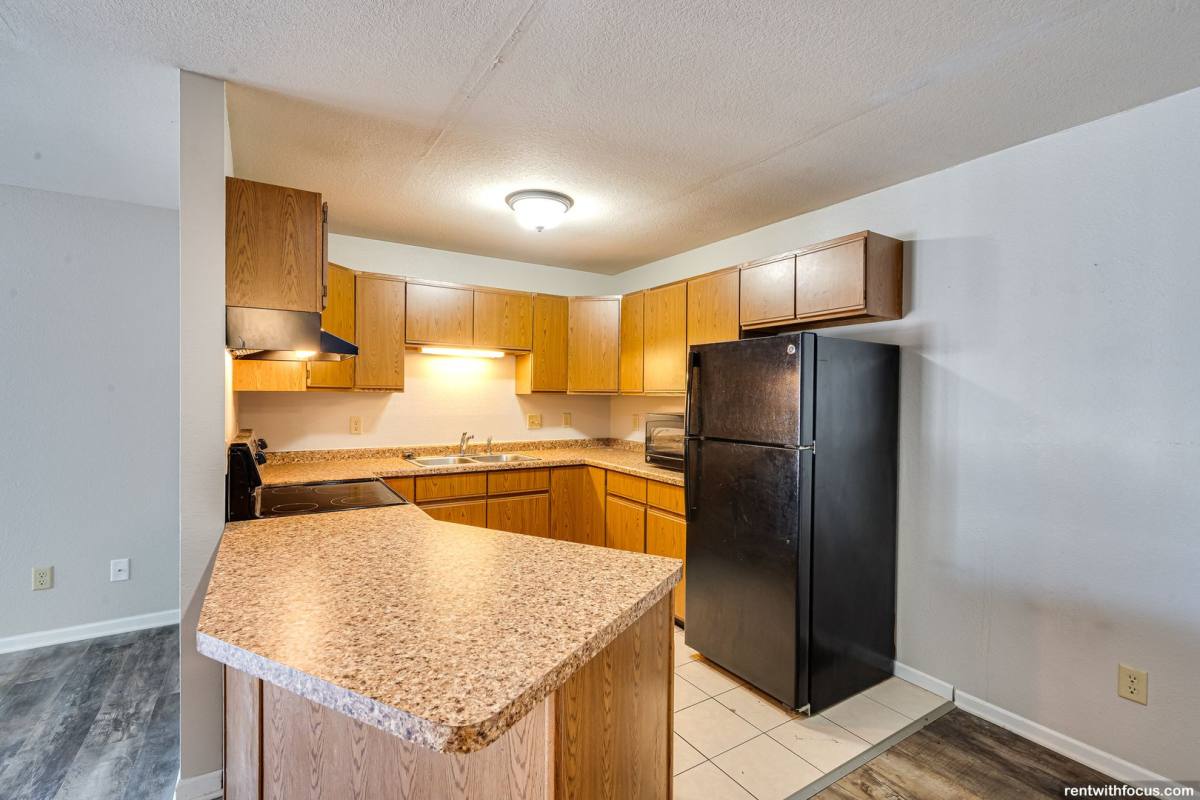 Apartment for rent at 825 Wisconsin St, Oshkosh, WI 54901